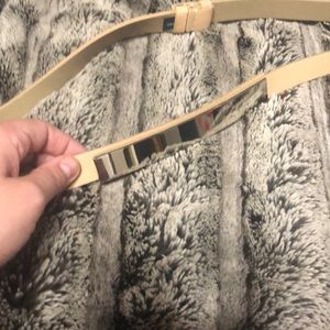 Express tan and silver belt